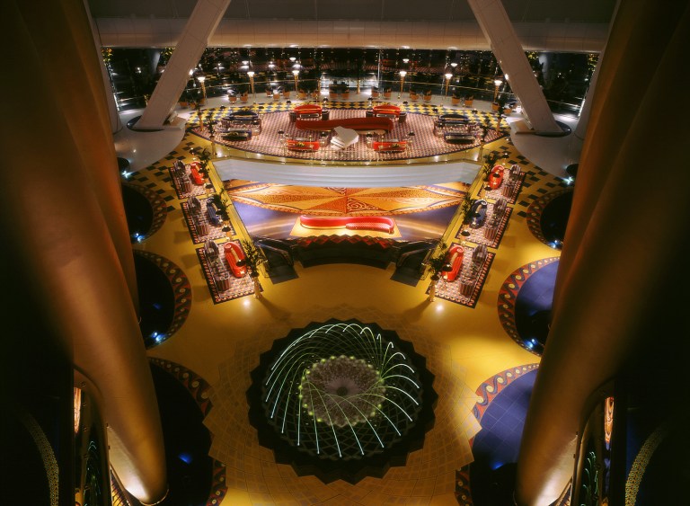 14069-burj-al-arab-interior