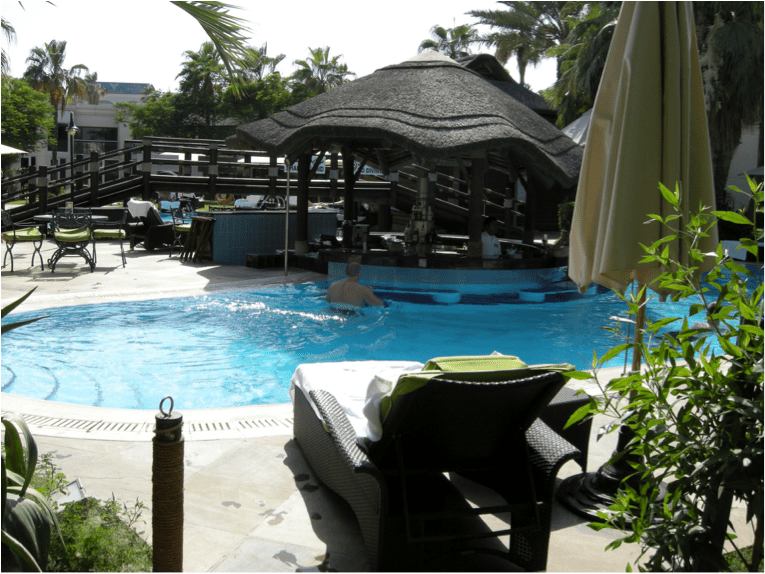Dubai pool 1