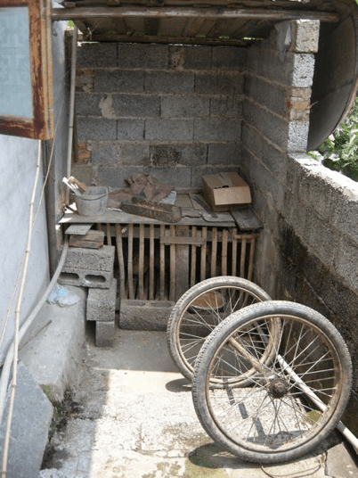 China_A River Runs 89